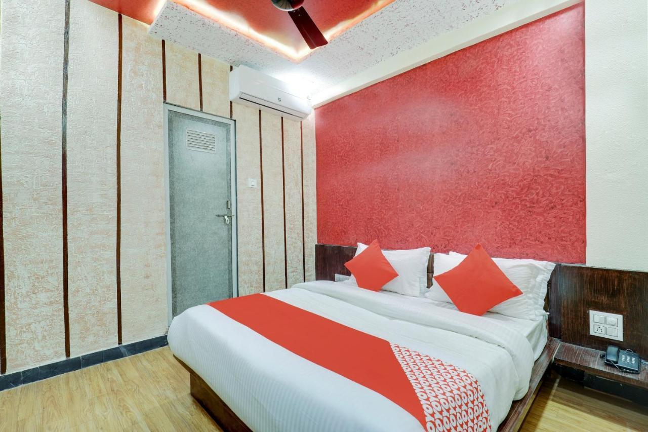 Hotel O Kanak Palace ニューデリー エクステリア 写真