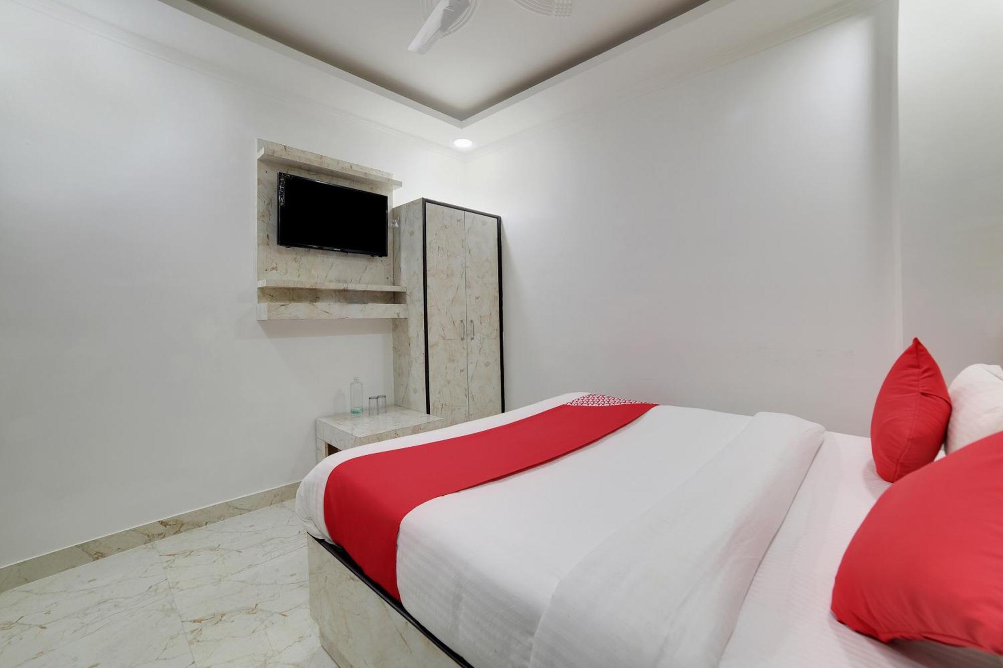 Hotel O Kanak Palace ニューデリー エクステリア 写真