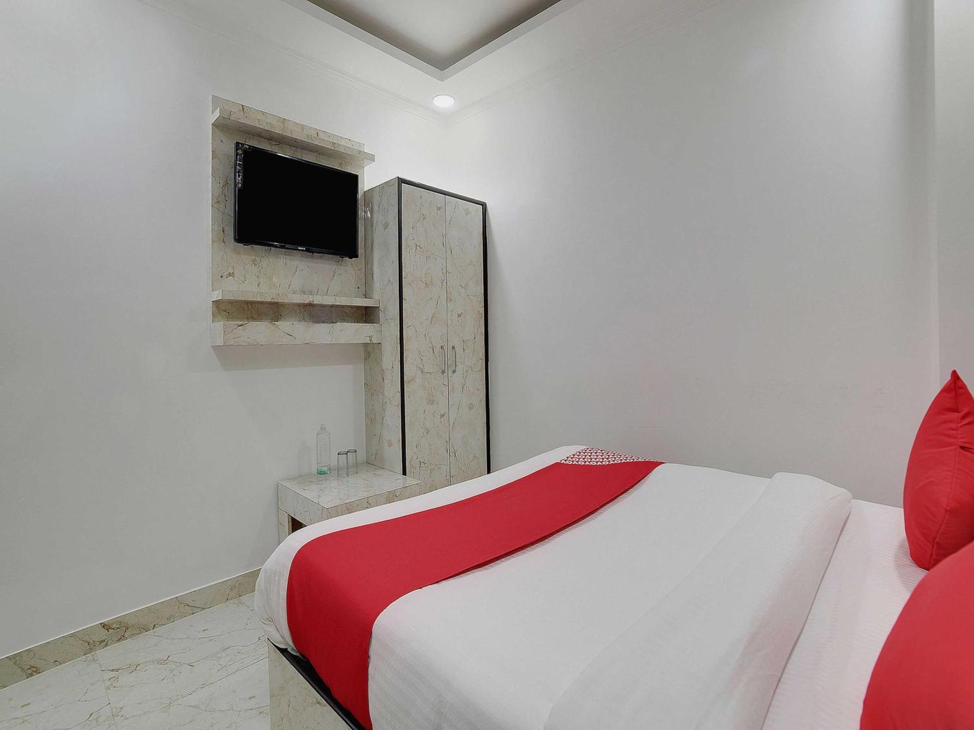Hotel O Kanak Palace ニューデリー エクステリア 写真